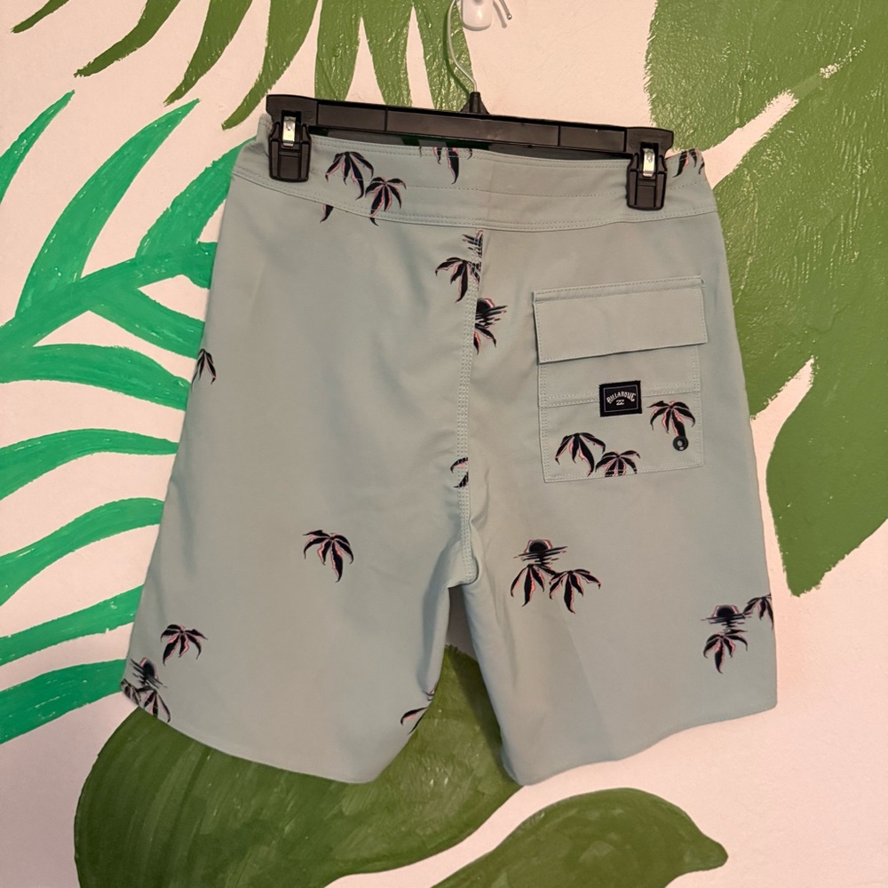 Billabong Men's Sage Green Palm-Print Boardshorts - Picture 2 of 6